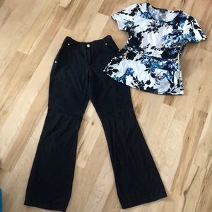 Jaanuu scrubs. Womens. Top and bottom XS